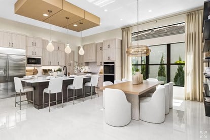 Valencia De Mar Grand Opening