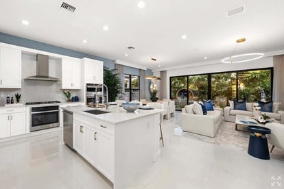 A CLOSER LOOK AT THE LUXURY INCLUDED FEATURES