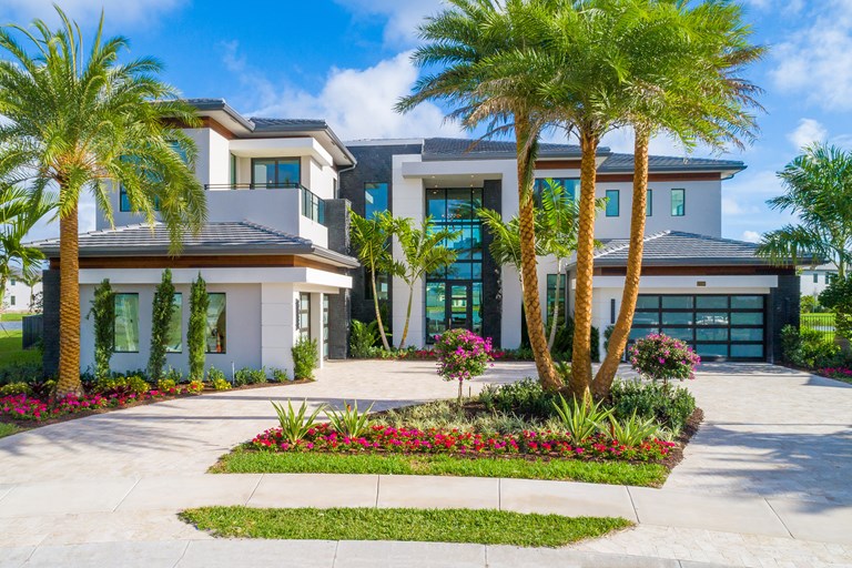 Vanderbilt Grande Contemporary Front Elevation