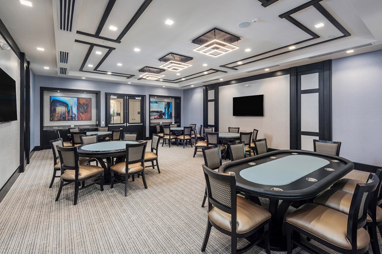 7B card room 3x2
