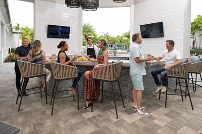 People at bar