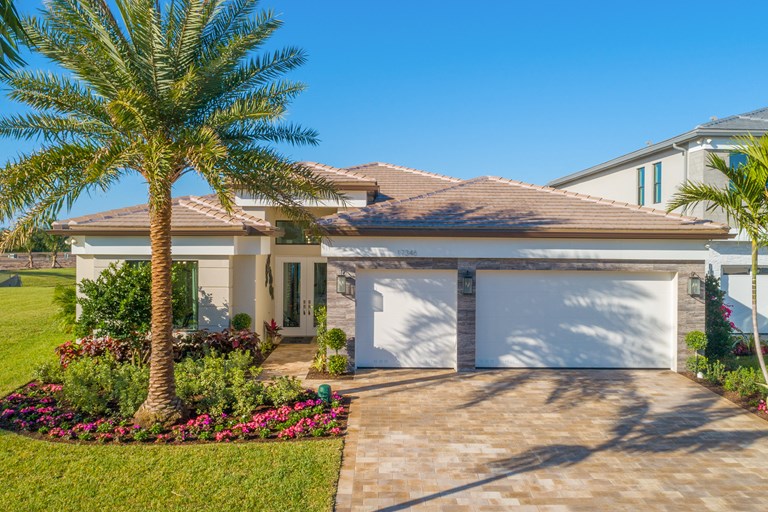 Santo Select Front Elevation