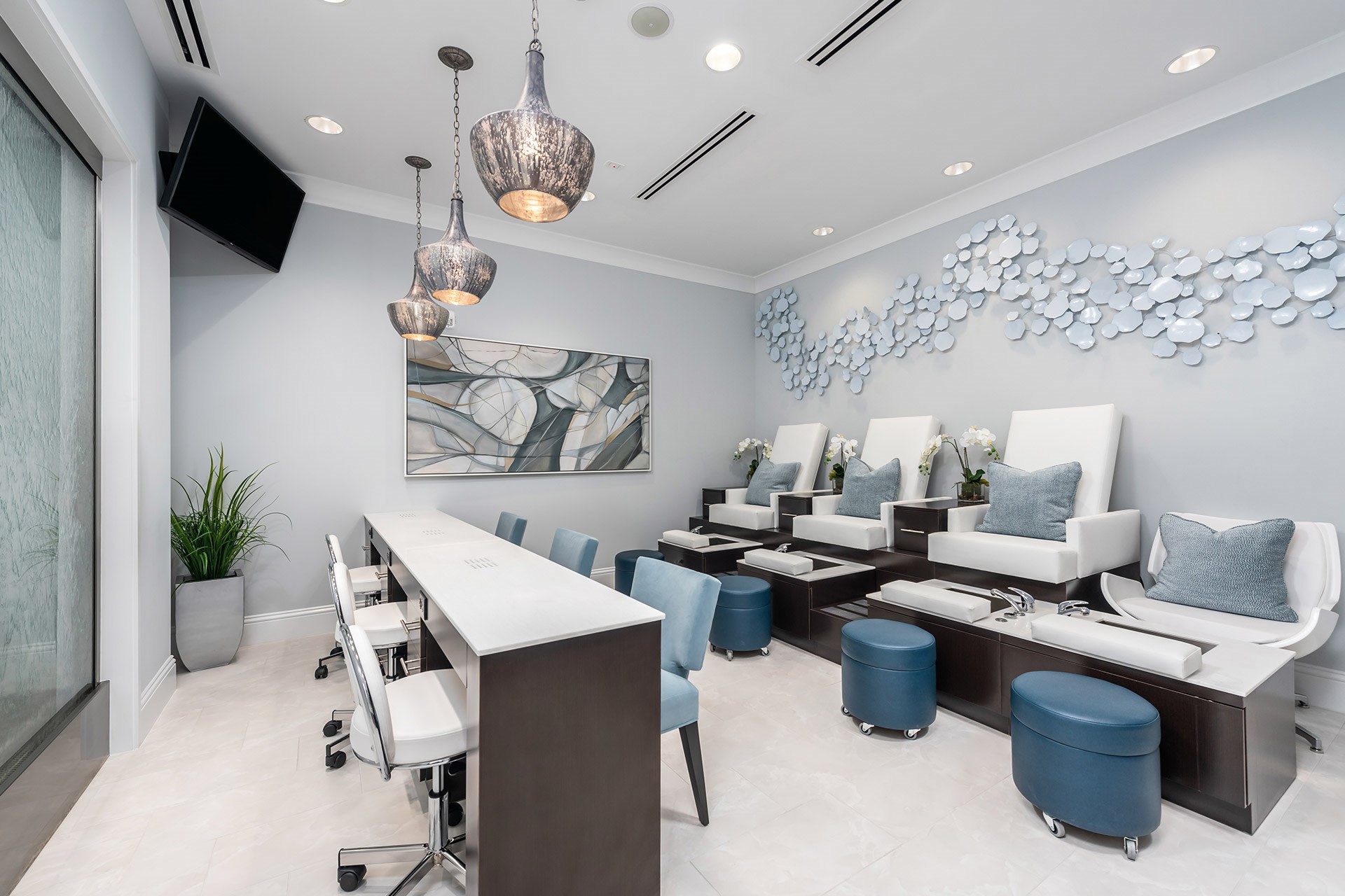 VBS Club Spa nails 3x2