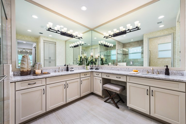 Palazzo Master Bathroom