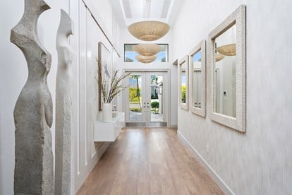 Addison Foyer