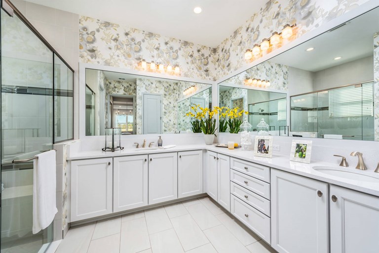 Palazzo Master Bathroom