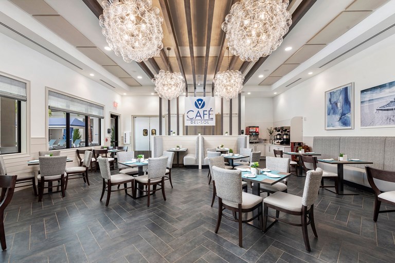 Amenities and Lifestyle at Valencia Del Sol in Tampa Florida Florida