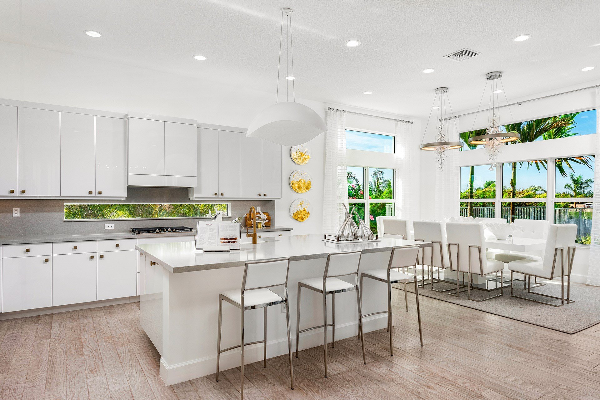 Oceana Kitchen and Dining Room
