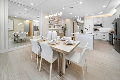Royal Dining & Kitchen