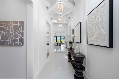 Sandpiper II Foyer