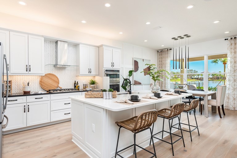 Easton Kitchen & Dining Room