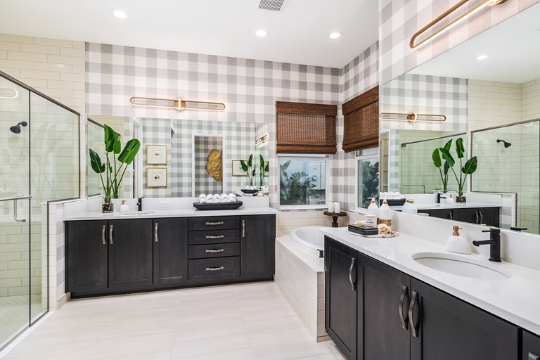 Carson Master Bathroom