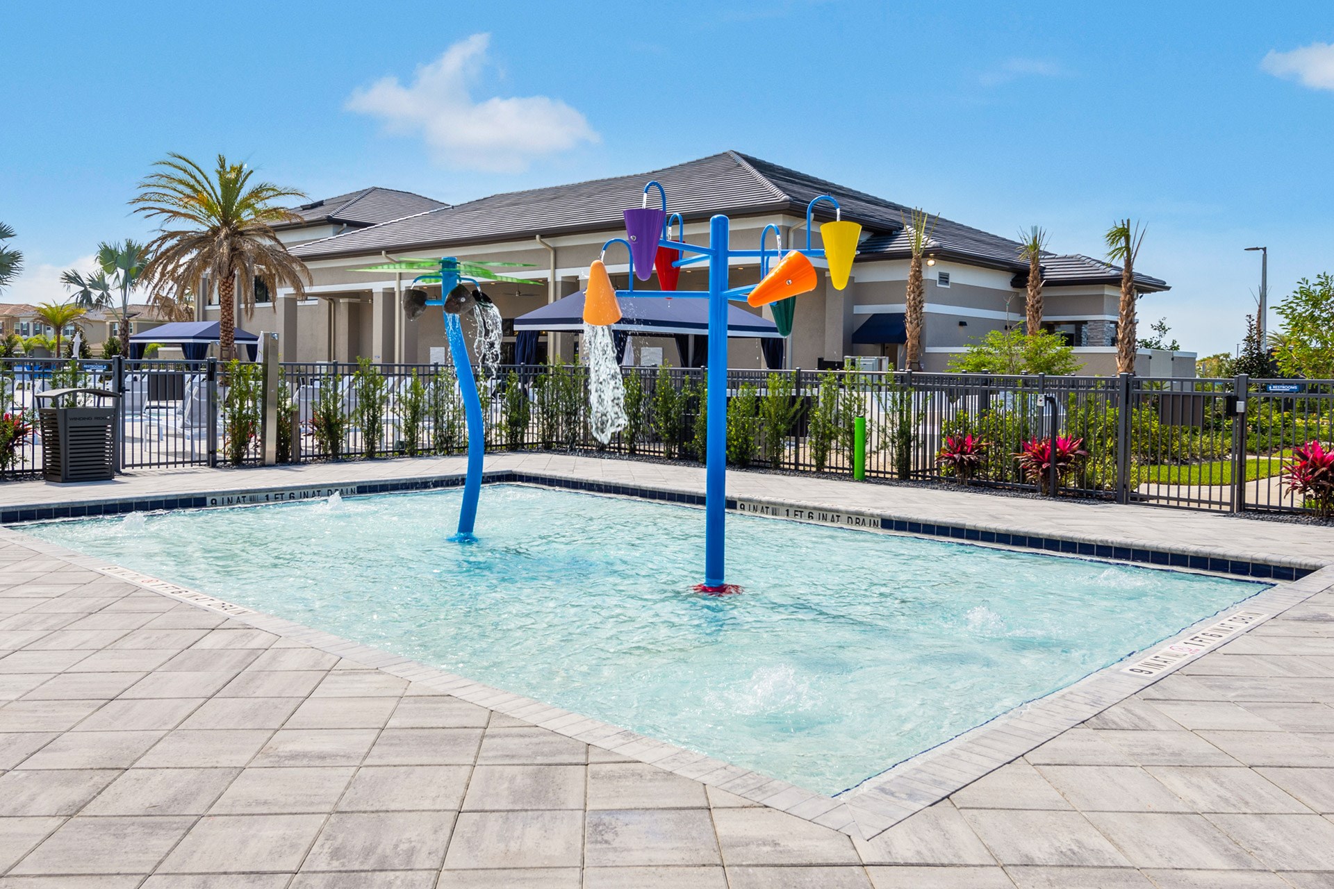 SPLASH PARK & WADING POOL
