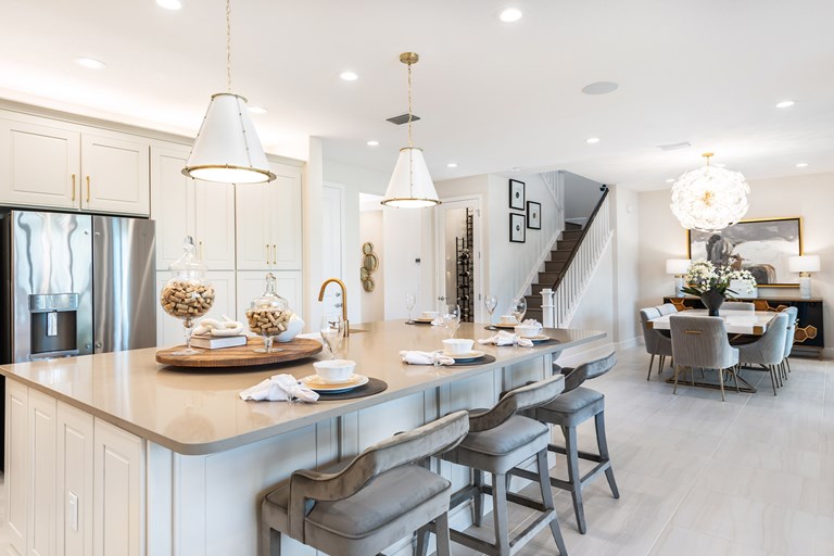 Alexia Kitchen & Dining Room
