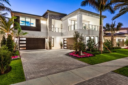LUXURY HOMES