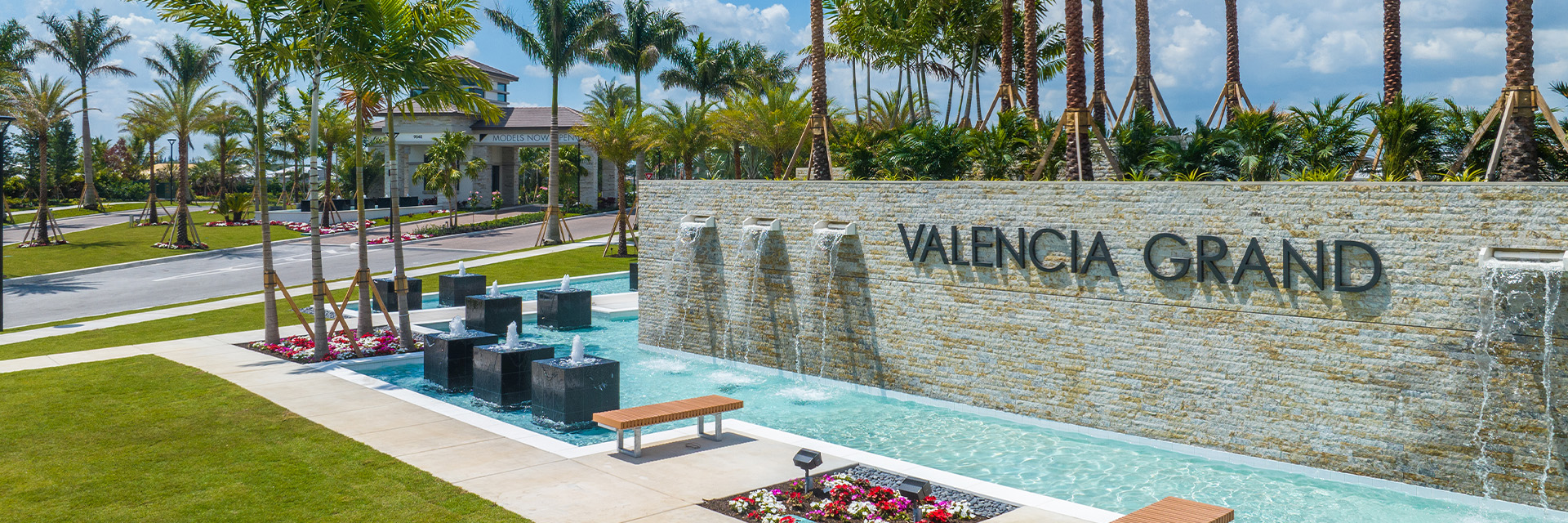 Valencia Grand water feature entrance